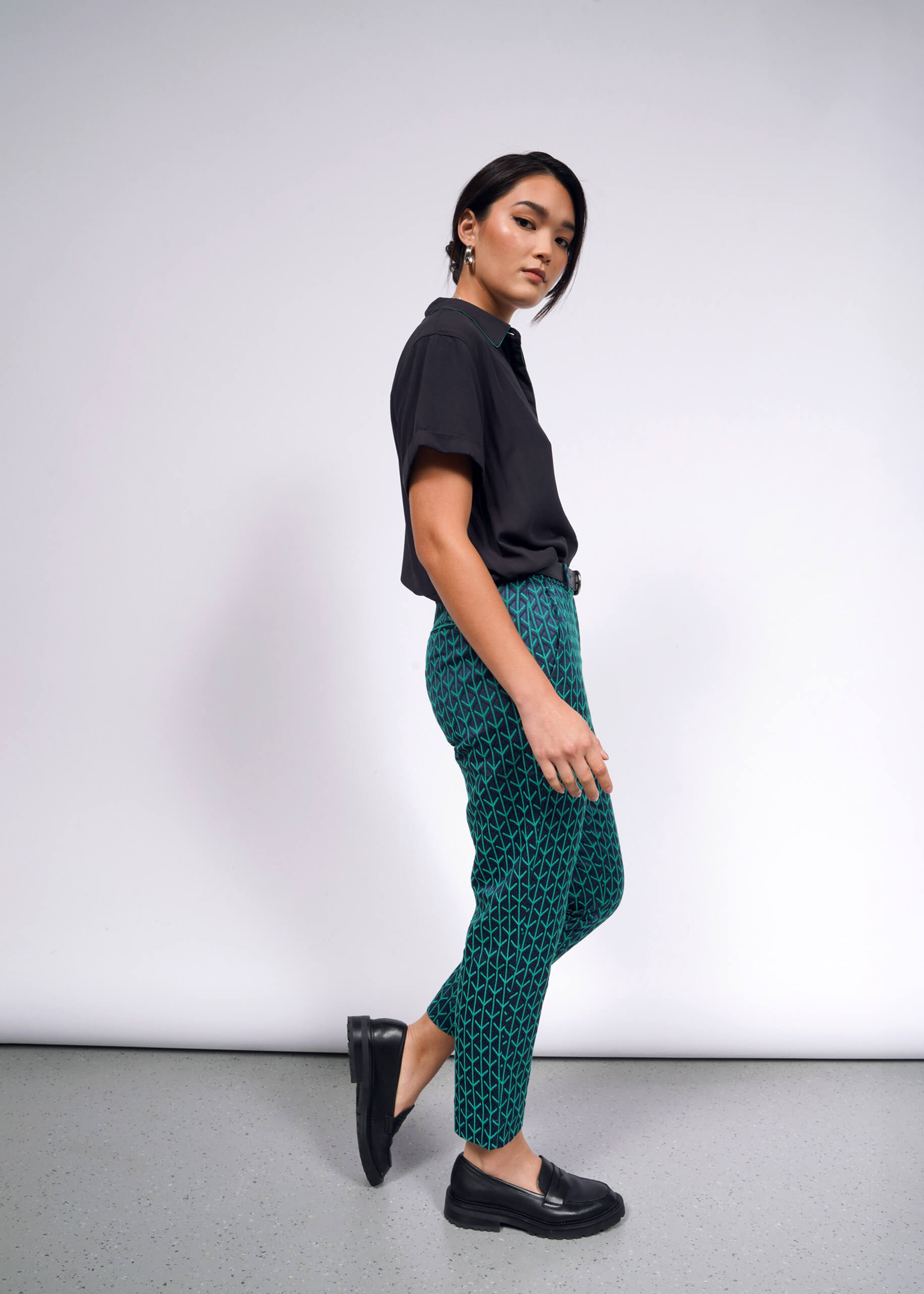 The Empower Jacquard Slim Crop Pant