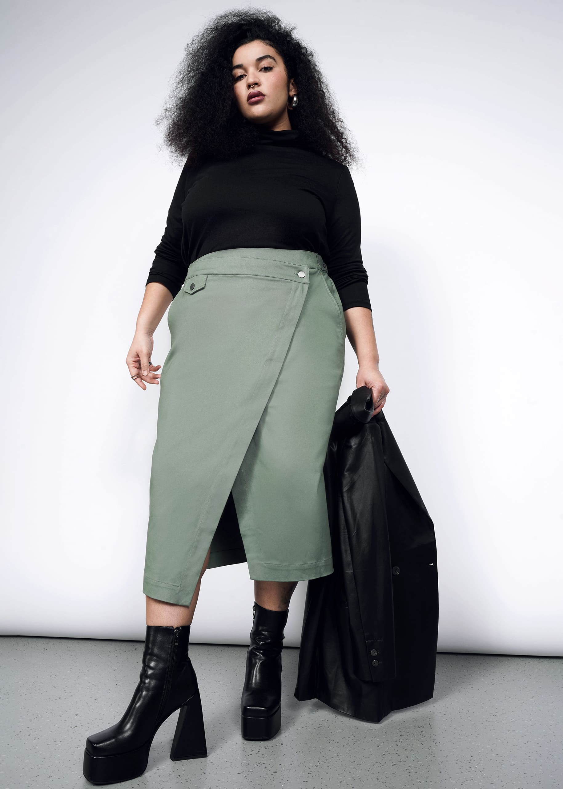 Utility shop wrap skirt